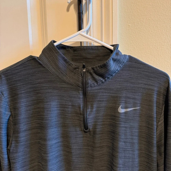 Nike Men’s Quarter Zip Dri Fit Pullover Sz S - Picture 5 of 11